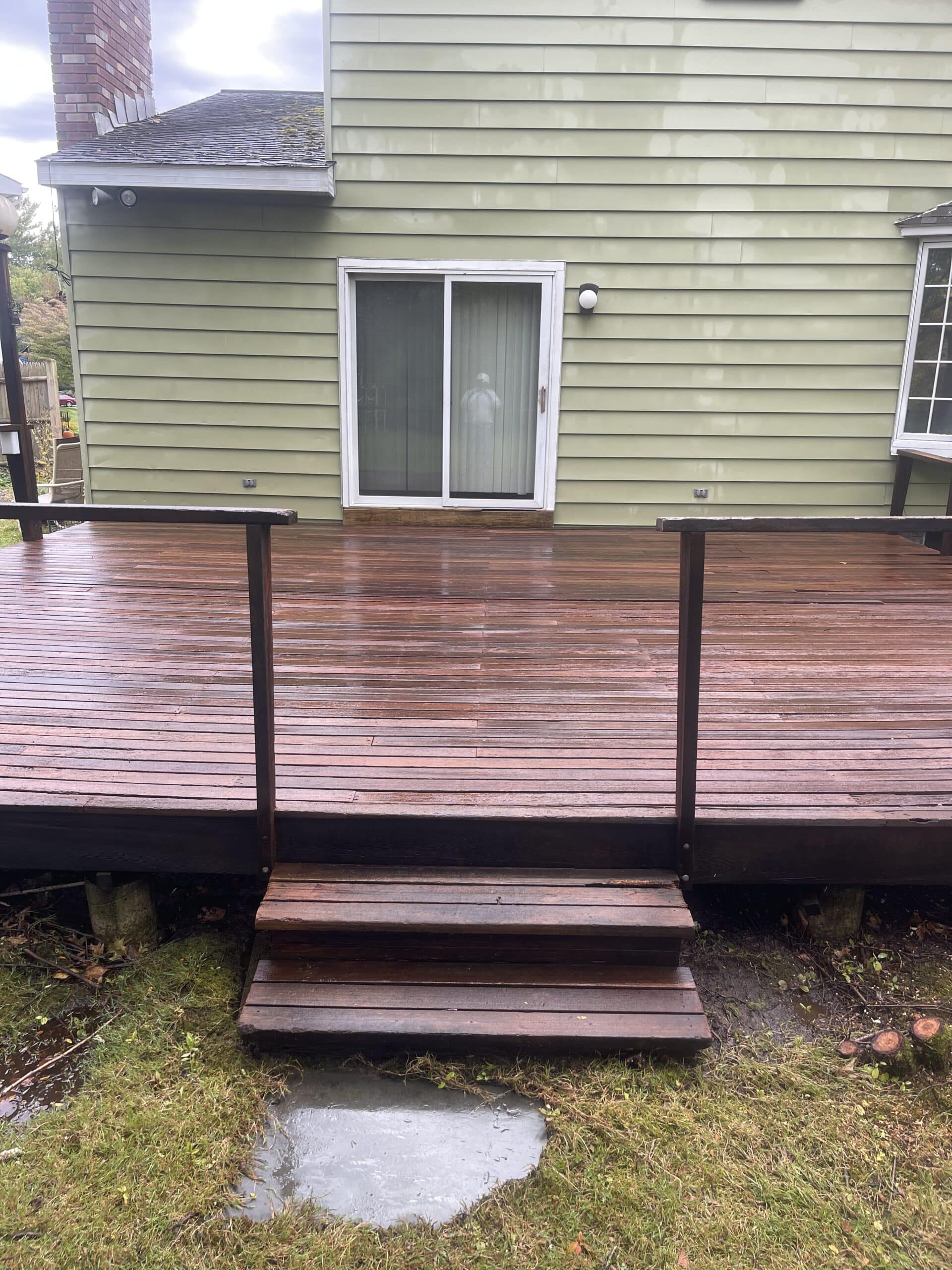 Deck Cleaning | H2O Pressure Washing